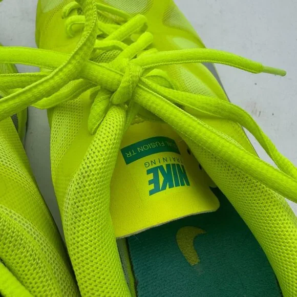 Nike Dual Fusion TR Women’s Training Athletic Shoes Neon Yellow Green Size 8.5 - Picture 8 of 9